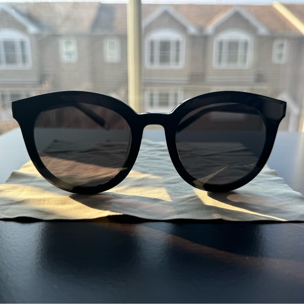 Women’s sunglasses